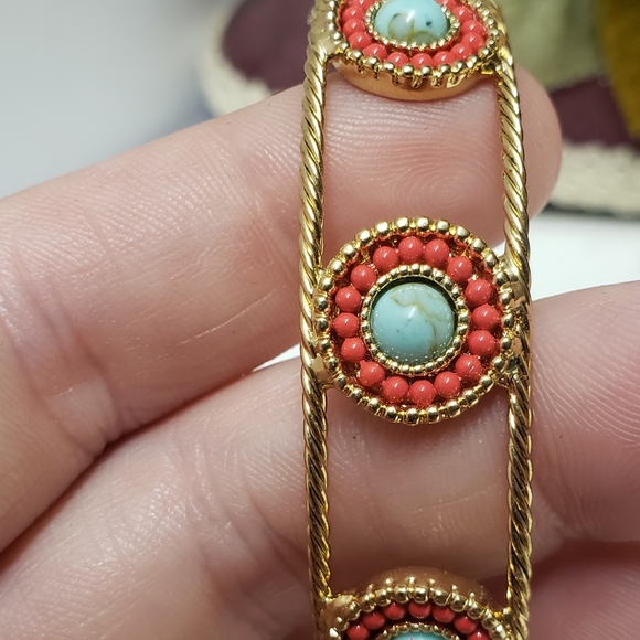 Gorgeous Red & Turquoise Beaded Bracelet - Picture 3 of 5